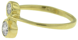 14kt yellow gold bezel set diamond ring