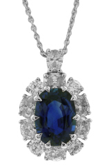 18kt white gold oval sapphire and diamond pendant with chain