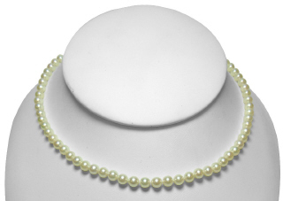 Strand 7x7.5mm freshwater pearl necklace with 14kt yellow gold clasp.