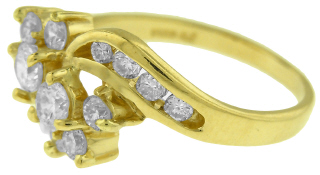 14kt yellow gold diamond cluster ring