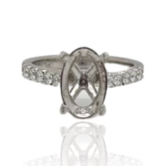 Platinum semi-mount diamond ring