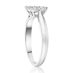 14kt white gold heart diamond ring