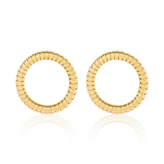 18kt yellow gold Tubogas style circle earrings.