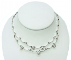 18kt wg diamond flower necklace