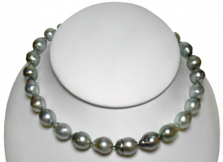 Gray baroque pearl necklace 18" with 18kt white gold clasp
