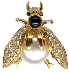 18kt yellow gold pearl and diamond bee pin