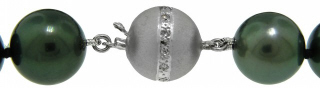Strand Tahitian pearl necklace with 14kt white gold diamond clasp