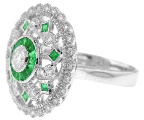 18kt white gold emerald and diamond ring