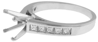 14kt white gold and platinum head princess cut diamond semi-mount