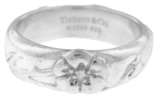 Sterling silver Tiffany flower design band