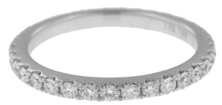 18kt white gold shared prong diamond eternity band