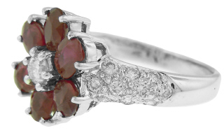 18kt white gold ruby and diamond ring