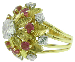 14kt yellow gold ruby and diamond cluster ring