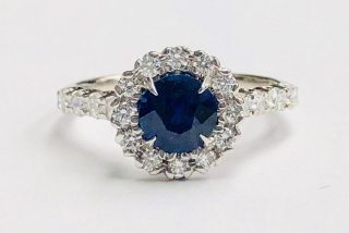 14kt white gold sapphire and diamond ring