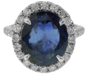 18kt white gold oval sapphire and diamond halo ring
