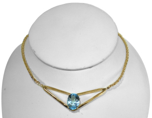 14kt yellow gold blue topaz necklace