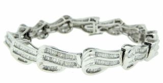 14kt white gold baguette diamond bracelet