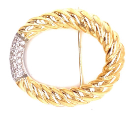 14kt yellow gold oval shape diamond pin