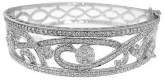 14kt white gold diamond open work bangle bracelet