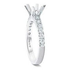 18kt white gold diamond semi-mount for one carat round