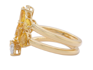 18kt Yellow gold Yellow Sapphire and Diamond Ring