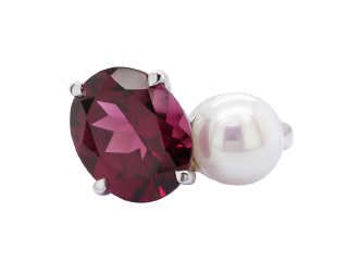 14kt white gold Rhodolite and Pearl Toi Et Moi ring.