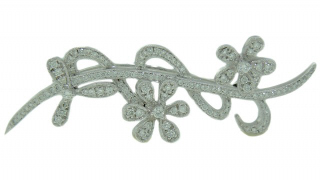 14kt white gold diamond flower pin