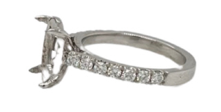 Platinum semi-mount diamond ring