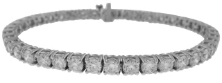 18kt white gold 4-prong diamond tennis bracelet.