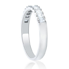 18kt white gold baguette diamond band