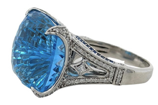 18kt white gold diamond and blue topaz