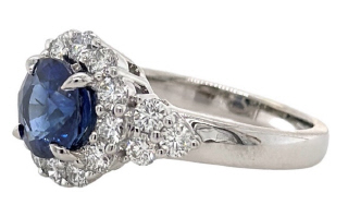 18kt white gold sapphire and diamond ring