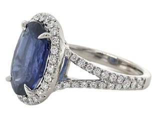 18kt white gold oval sapphire diamond halo split shank ring