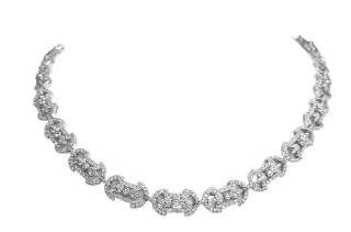 18kt white gold diamond necklace