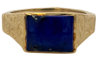 14kt yellow gold lapis ring