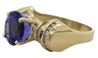 14kt yellow gold tanzanite and diamond ring