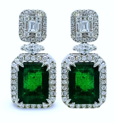 18kt white gold emerald and diamond hanging earrings