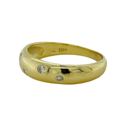 14kt yellow gold burnished set diamond band