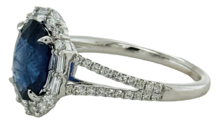 18kt white gold oval sapphire and diamond halo ring