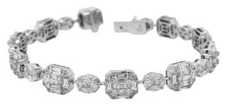 18kt white gold round, baguette, marquise and princess cut diamond bracelet