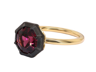 18kt yellow gold rhodolite ring with satin finish black rhodium.