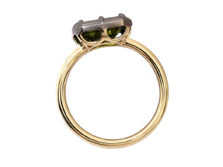 18kt yellow gold green tourmaline ring with satin finish black rhodium.