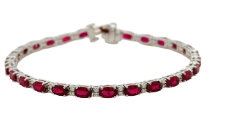18kt white gold oval ruby and diamond bracelet