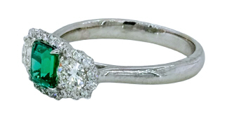 18kt white gold EC emerald and diamond ring