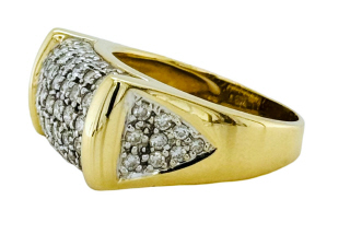 14kt yellow gold pave diamond ring