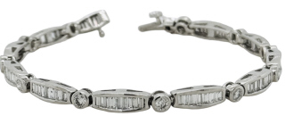 14kt white gold round and baguette diamond bracelet