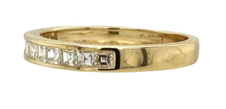 14kt yellow gold square baguette diamond band