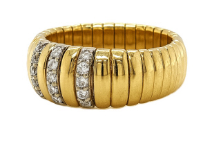 18kt yellow gold wide stretch ring with diamond bars. Size 6.25.