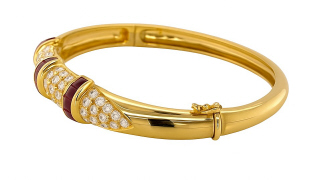 18kt yellow gold ruby and diamond bangle
