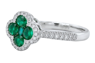 18kt white gold clover emerald and diamond ring
